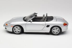 Porsche Boxster 986 Kabriolet Arctic Stříbrný Metalíza UT Models 1:18 27852 Kov – obrázek 4 z 8