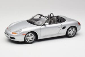 Porsche Boxster 986 Kabriolet Arctic Stříbrný Metalíza UT Models 1:18 27852 Kov