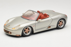 Porsche Boxster 986 Concept Stříbrný Maisto 1:18 50231 Kov