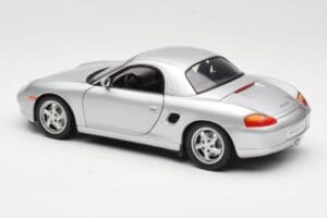 Porsche Boxster 986 Hard Top Stříbrný UT Models 1:18 27854 Kov – obrázek 7 z 8