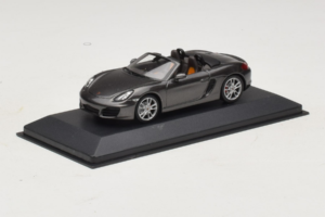 Porsche Boxster 981 S Grey Metallic Minichamps 1:43 PORSCHE005 Kov – obrázek 2 z 4