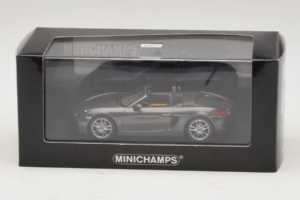 Porsche Boxster 981 S Grey Metallic Minichamps 1:43 PORSCHE005 Kov – obrázek 4 z 4