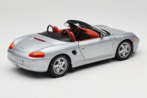 Porsche Boxster S 986 Stříbrný UT Models 1:18 WAP021007 Kov – obrázek 3 z 8