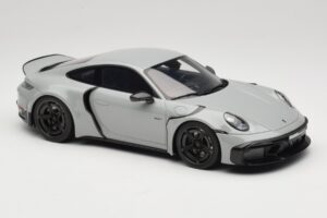 Porsche Brabus 900 Rocket R 992 Nardo Grey GT Spirit 1:18 GT930 Pryskyřice – obrázek 4 z 6