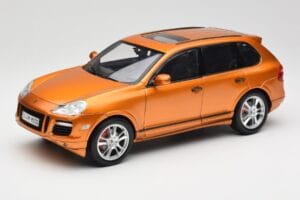 Porsche Cayenne GTS Lava Orange Norev 1:18 187535 Kov