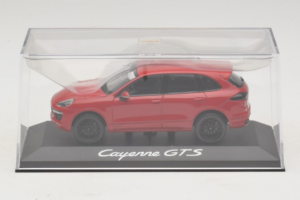 Porsche Cayenne 958 GTS Červený Minichamps 1:43 WAP0200070E Kov – obrázek 4 z 5
