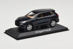 Porsche Cayenne 958 S Blue Metallic Minichamps 1:43 WAP0200060E Kov – obrázek 2 z 4