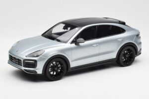 Porsche Cayenne E3 S Coupe Dolo Stříbrný Norev 1:18 WAP0213220K Kov