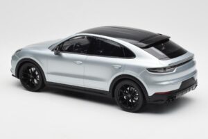 Porsche Cayenne E3 S Coupe Dolo Stříbrný Norev 1:18 WAP0213220K Kov – obrázek 5 z 6