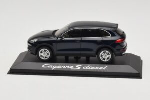 Porsche Cayenne 958 S Diesel Blue Metallic Minichamps 1:43 WAP0200080E Kov
