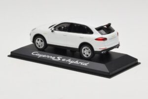 Porsche Cayenne 958 S e-Hybrid Bílý Minichamps 1:43 WAP0200040E Kov – obrázek 3 z 4