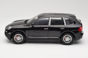 Porsche Cayenne Turbo 957 Černý Norev 1:18 WAP02112317 Kov – obrázek 4 z 8