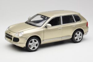 Porsche Cayenne Turbo 955 Béžový Maisto 1:18 WAP02100113 Kov