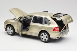 Porsche Cayenne Turbo 955 Béžový Maisto 1:18 WAP02100113 Kov – obrázek 5 z 8