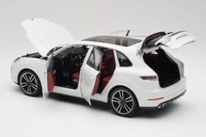 Porsche Cayenne 9YA Turbo Bílý Metallic Minichamps 1:18 155042560 Kov – obrázek 5 z 8