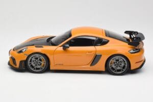 Porsche Cayman GT4 RS 982 Weissach Package Bahama Yellow Norev 1:18 187252 Kov – obrázek 4 z 8