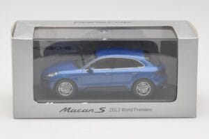 Porsche Macan 95B S Modrý World Premiere Minichamps 1:43 WAP0201550E Kov – obrázek 4 z 4