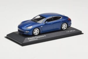 Porsche Panamera 970 4S Blue Metallic Minichamps 1:43 WAP0200419 Kov – obrázek 2 z 3
