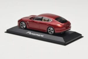 Porsche Panamera 970 Red Metallic Minichamps 1:43 WAP0200119 Kov – obrázek 3 z 4