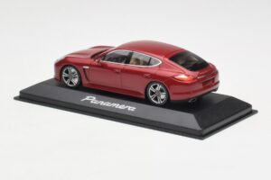 Porsche Panamera 970 Červený Minichamps 1:43 WAP02000119 Kov – obrázek 3 z 4