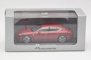 Porsche Panamera 970 Červený Minichamps 1:43 WAP02000119 Kov – obrázek 4 z 4