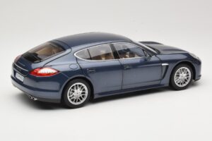 Porsche Panamera 970 S Modrý Minichamps 1:18 WAP02100119 Kov – obrázek 3 z 8