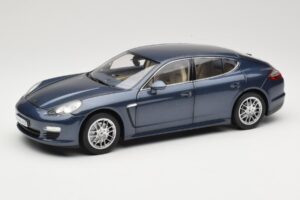 Porsche Panamera 970 S Modrý Minichamps 1:18 WAP02100119 Kov
