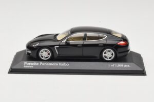Porsche Panamera 970 Turbo Černý Metallic Minichamps 1:43 400068271 Kov