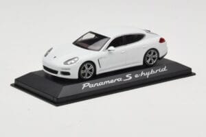 Porsche Panamera 970 S e-Hybrid Bílý Minichamps 1:43 WAP0207200E Kov – obrázek 2 z 3