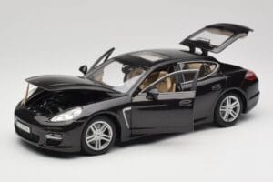 Porsche Panamera Turbo 970 Černý Maisto 1:18 36197 Kov – obrázek 2 z 8