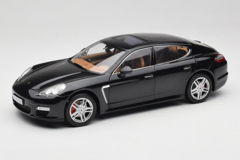 Porsche Panamera 970 Turbo Basalt Black Norev 1:18 WAP02100319 Kov