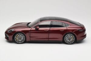 Porsche Panamera 971 Turbo S Červený Metallic Minichamps 1:18 113061077 Kov – obrázek 4 z 8