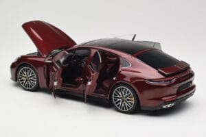 Porsche Panamera 971 Turbo S Červený Metallic Minichamps 1:18 113061077 Kov – obrázek 5 z 8