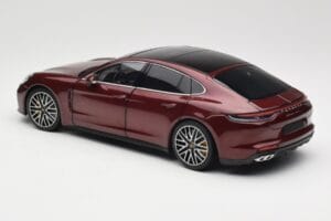Porsche Panamera 971 Turbo S Červený Metallic Minichamps 1:18 113061077 Kov – obrázek 7 z 8