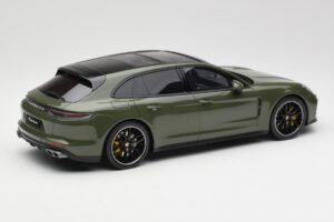 Porsche Panamera Turbo S 971 Sport Turismo Zelený GT Spirit 1:18 GT447 Pryskyřice – obrázek 2 z 6