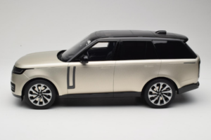 Range Rover L460 P530 Autobiography Sunset Gold GT Spirit 1:12 GT542 Pryskyřice – obrázek 3 z 6