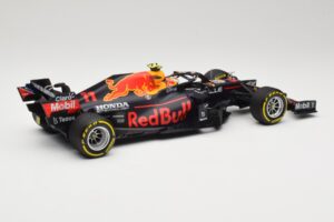 Red Bull Racing Honda RB16B #11 S. Perez Mexican GP 2021 Minichamps 1:18 110211911 Kov – obrázek 2 z 6