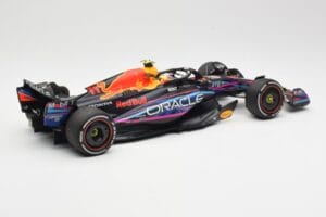 Red Bull Racing RB19 #11 S. Perez 2nd Place Miami GP 2023 Minichamps 1:18 110230511 Kov – obrázek 2 z 6