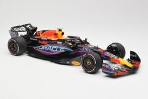 Red Bull Racing RB19 #11 S. Perez 2nd Place Miami GP 2023 Minichamps 1:18 110230511 Kov – obrázek 4 z 6