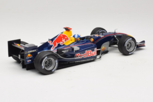 Red Bull RB1 Cosworth #14 D. Coulthard Red Bull Racing Showcar 2005 Minichamps 1:18 100050014 Kov – obrázek 2 z 6