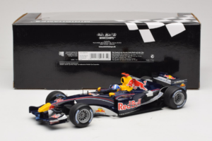 Red Bull RB1 Cosworth #14 D. Coulthard Red Bull Racing Showcar 2005 Minichamps 1:18 100050084 Kov – obrázek 6 z 7