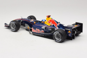 Red Bull RB1 Cosworth #14 D. Coulthard Red Bull Racing Showcar 2005 Minichamps 1:18 100050014 Kov – obrázek 5 z 6