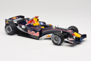Red Bull RB1 Cosworth #14 D. Coulthard Red Bull Racing Showcar 2005 Minichamps 1:18 100050084 Kov – obrázek 4 z 7