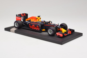 Red Bull RB12 Tag Heuer #3 D. Ricciardo Red Bull Racing 1st Pole Monaco Grand Prix 2016 Minichamps 1:18 117160103 Pryskyřice – obrázek 4 z 7