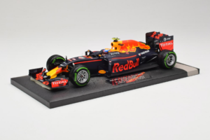 Red Bull RB12 Tag Heuer #33 M. Verstappen Red Bull Racing Showcar 2016 Minichamps 1:18 117161233 Pryskyřice – obrázek 2 z 7