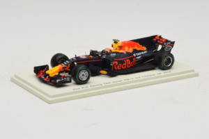 Red Bull RB13 Tag Heuer #33 M. Verstappen 3rd Chinese Grand Prix 2017 Spark 1:43 S5037 Pryskyřice – obrázek 2 z 4