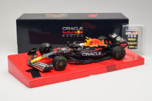 Red Bull RB18 #1 M. Verstappen Oracle Red Bull Racing Japanese Grand Prix Winner World Champion 2022 Minichamps 1:18 11322280 – obrázek 7 z 7