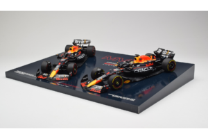 Red Bull RB19 Honda RBPT #1 M. Verstappen Oracle Red Bull Racing Qatar Grand Prix World Champion 2023 Minichamps 1:18 1122318 – obrázek 2 z 6