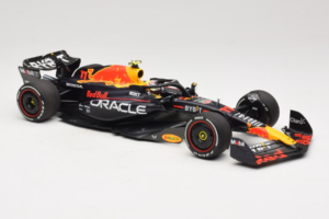 Red Bull RB19 #11 S. Perez Oracle Red Bull Racing Saudi Arabian Grand Prix Winner 2023 Minichamps 1:18 110230111 Pryskyřice – obrázek 4 z 6