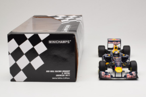 Red Bull RB7 Renault #1 S. Vettel Red Bull Racing Showcar 2011 Minichamps 1:18 110110071-1 Kov – obrázek 7 z 7